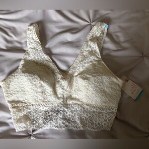 Lace Bralette in Cream